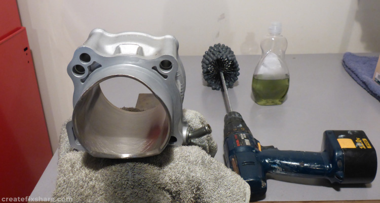 Photo 2 of DRZ400 Engine Rebuild (page 3)